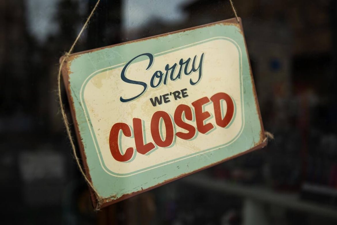 panneau sorry we're closed