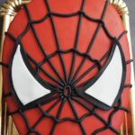 Gâteau en forme du visage Spiderman